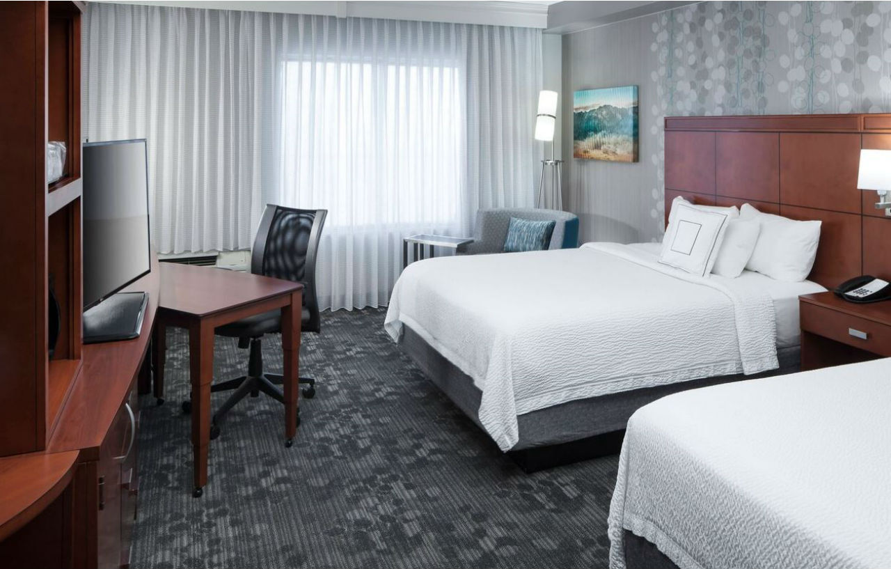 คอร์ตยาร์ด ฟินิกซ์ แชนด์เลอร์/แฟชั่น เซ็นเตอร์ Hotel ภายนอก รูปภาพ